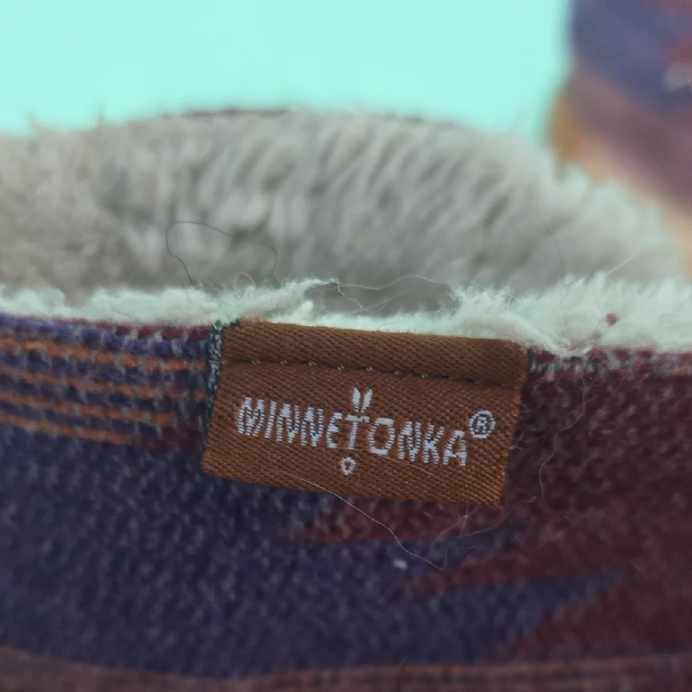 Minnetonka Torrey Moccasin Slippers/Boots - Picture 2 of 7